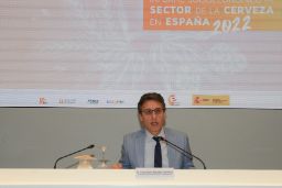 En la presentación del Informe socioeconómico del sector de la cerveza 2022