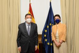 Hoy, en la sede del ministerio 