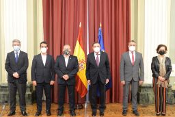 Hoy, en la sede del ministerio 