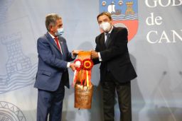 DURANTE SU VISITA OFICIAL A CANTABRIA