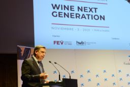 EN LA INAUGURACIÓN DE I WINE NEXT GENERATION