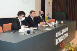 En la entrega de “Premios a la Sostenibilidad e Innovación en el Mundo Rural” del Consejo General de Colegios de Ingenieros Técnicos Agrícolas