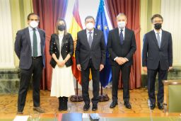 HOY, EN LA SEDE DEL MINISTERIO  