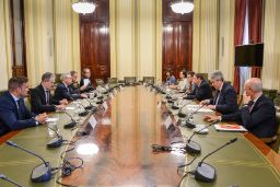 Hoy, tras una reunión con FEPEX y Freshuelva 