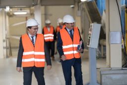 Hoy, en la inauguración de la fábrica de piensos de la compañía  Nanta en Lérida 