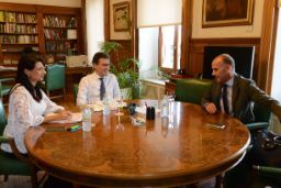 Hoy, en la sede del Departamento