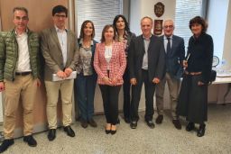 Hoy, en reunión presencial y por videoconferencia