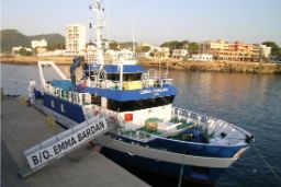 HOY, DESDE EL PUERTO DE PASAJES