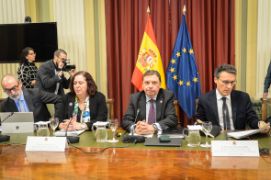 Hoy, en una reunión para explicar el Consejo de Ministros de la UE del lunes
