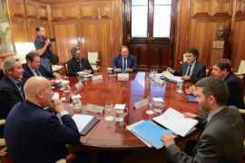 EN UNA REUNIÓN MANTENIDA HOY EN LA SEDE DEL MINISTERIO