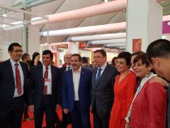 HOY, EN LA INAUGURACIÓN DE LA X EDICIÓN DE FENAVIN, EN CIUDAD REAL 