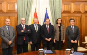 HOY, EN UNA REUNIÓN CON COOPERATIVAS AGRO-ALIMENTARIAS DE ESPAÑA