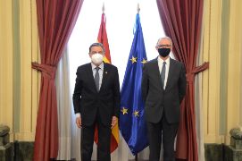 Hoy, en la sede del ministerio