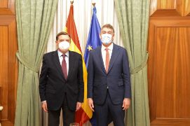 HOY, EN LA SEDE DEL MINISTERIO 