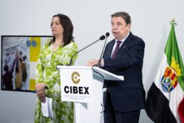 HOY, EN LA INAUGURACIÓN DEL COMPLEJO DEL IBÉRICO DE EXTREMADURA, EN ZAFRA (BADAJOZ)