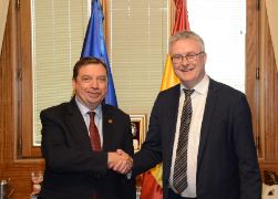 Hoy, en una reunión en Madrid