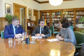 HOY, EN LA SEDE DEL MINISTERIO