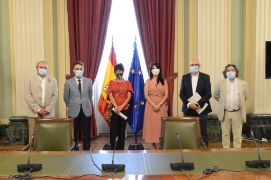 MEDIANTE SENDOS CONVENIOS SUSCRITOS CON LA RED ESPAÑOLA DE DESARROLLO RURAL Y LA RED ESTATAL DE DESARROLLO RURAL