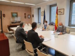 HOY, EN UNA REUNIÓN MANTENIDA EN LA SECRETARÍA GENERAL DE PESCA 