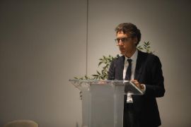 EN EL FORO “PEGADOS A LA TIERRA, EL MEDIO RURAL EN LA COYUNTURA DE UNA GUERRA”