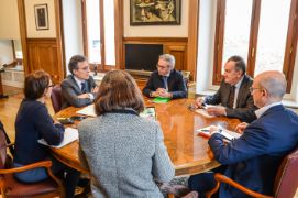 Hoy, en la sede del ministerio 