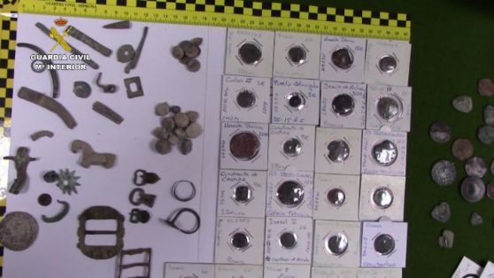 La Guardia Civil interviene 128 piezas arqueológicas que iban a ser vendidas