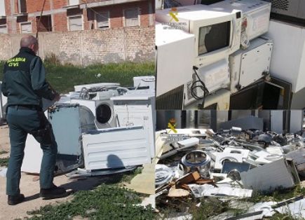 La Guardia Civil inmoviliza miles de residuos ilegales, en el marco de la operación ‘NO FROST’ del  ‘Plan para la protección del medio ambiente’. 