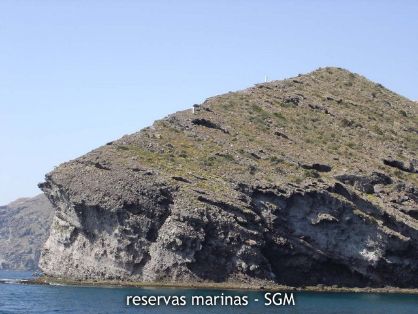 Autor: Carlos Fierro Titulo: Marcas de límites de la reserva 