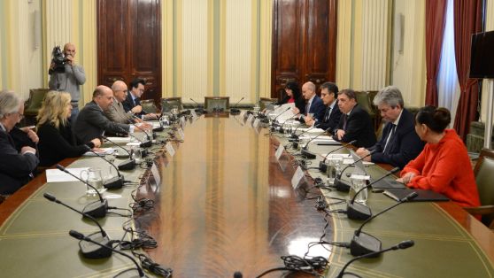 Hoy, en una reunión con las asociaciones del sector de la distribución