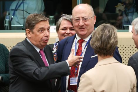 Hoy, en Bruselas, en el Consejo de Ministros de Agricultura y Pesca de la UE 