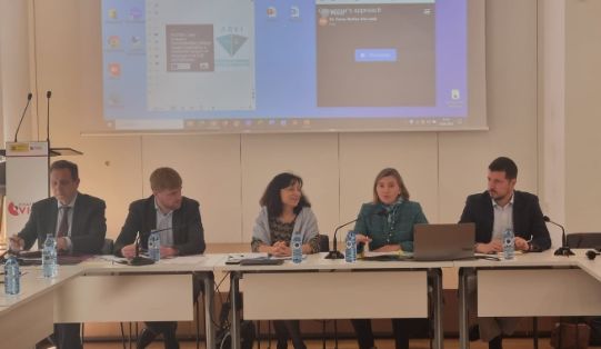 Hoy, en Vigo, en una reunión con la Comisión Europea y el sector