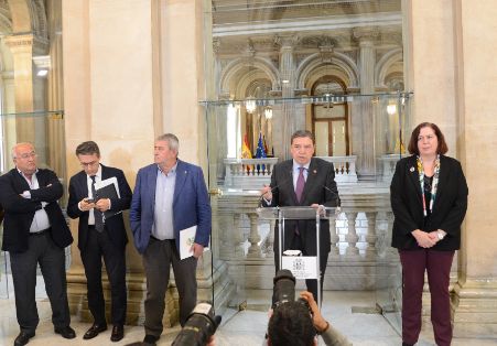 Hoy, en una reunión para explicar el Consejo de Ministros de la UE del lunes