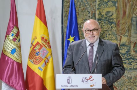 A TRAVÉS DE DOS CONVENIOS ENTRE LA SOCIEDAD ESTATAL SEIASA Y LOS REGANTES 