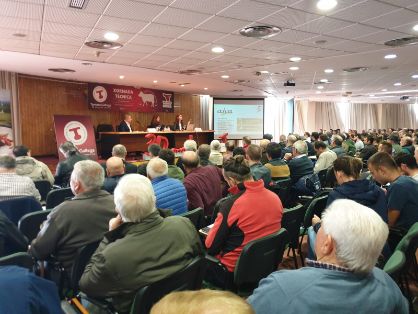 Hoy, en la Jornada sobre “Los contratos alimentarios de vacuno de carne” en Lugo 