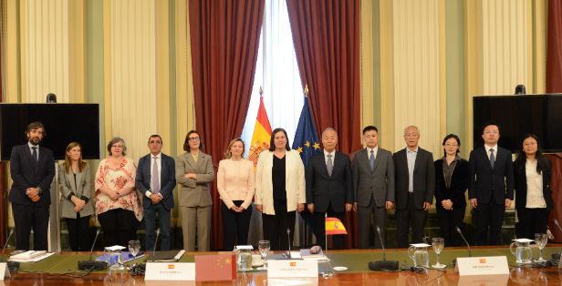 Hoy, en la sede del ministerio  