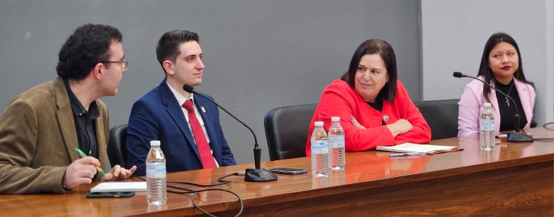 Hoy, en la Universidad de Extremadura