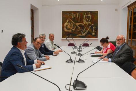 Hoy, en la sede del ministerio 