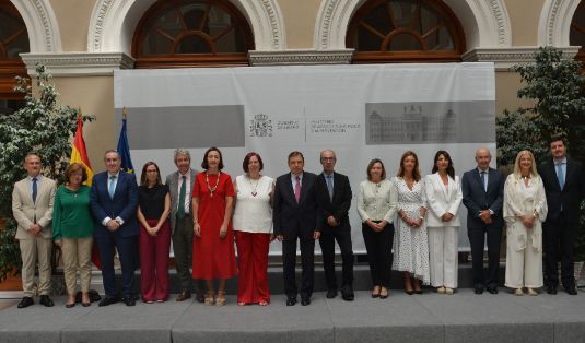 Hoy, en la sede del ministerio 