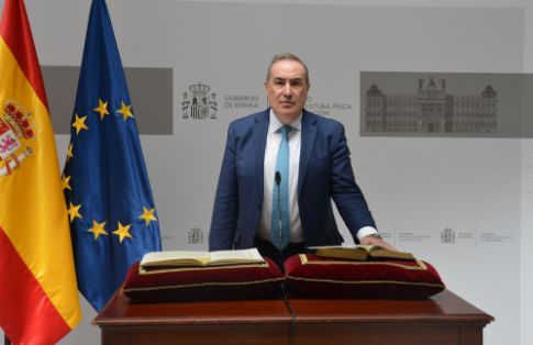 Hoy, en la sede del ministerio 