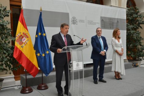 Hoy, en la sede del ministerio 