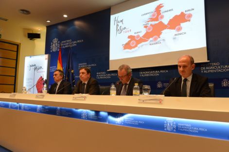 Hoy, en la clausura del acto de presentación de los programas europeos de promoción del jamón ibérico 