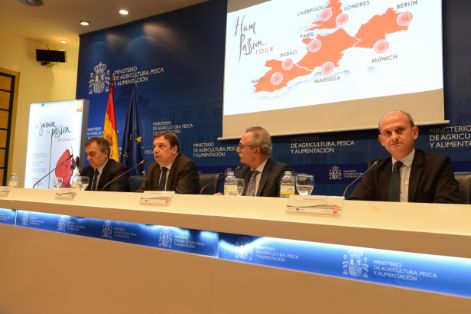 Hoy, en la clausura del acto de presentación de los programas europeos de promoción del jamón ibérico 