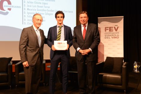 Hoy, en la clausura del 40 aniversario de la Federación española del Vino (FEV) 