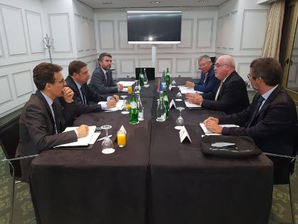 Los ministros Luis Planas y Luis Capoulas han mantenido un encuentro en Lisboa