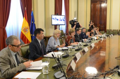 PRESIDIDA POR EL MINISTRO LUIS PLANAS