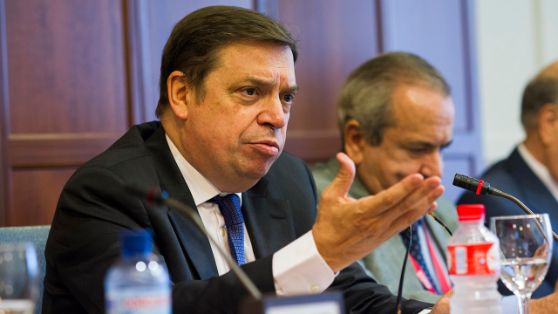 HOY, EN LA INAUGURACIÓN DE LA III ESCUELA DE VERANO TATIANA PÉREZ DE GUZMÁN EL BUENO