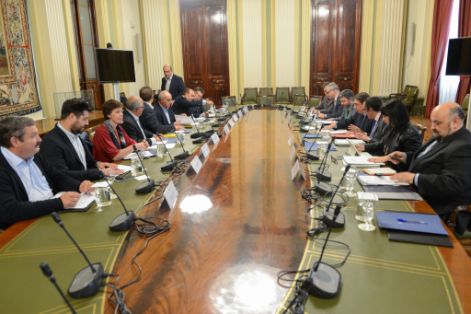 HOY, EN LA SEDE DEL MINISTERIO