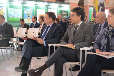 HOY, EN LA PRESENTACIÓN DE UNA EXPOSICIÓN DE CARTELES DEL MINISTERIO, CON MOTIVO DEL 40 ANIVERSARIO DE LA CONSTITUCIÓN ESPAÑOLA