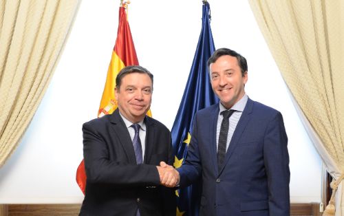 Hoy, en la sede del Ministerio