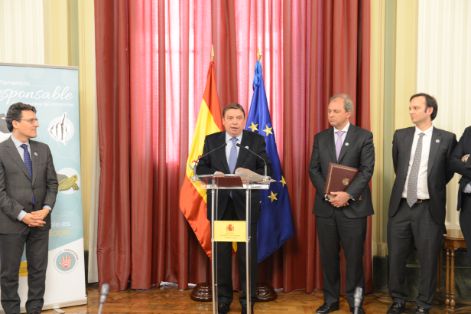 Hoy, en la firma de los Protocolos de adhesión para la tenencia responsable de los animales de compañía 